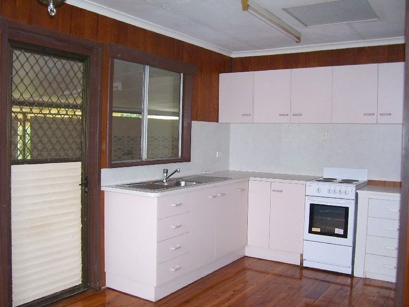 9 Yara Street, Bayview Heights QLD 4868