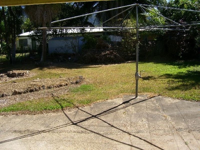 9 Yara Street, Bayview Heights QLD 4868