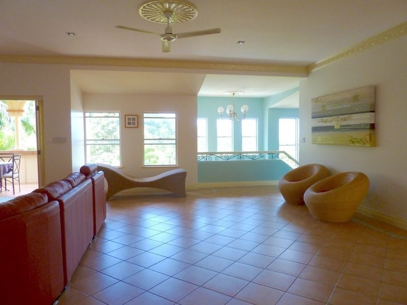 271 Toogood Road, Bayview Heights QLD 4868