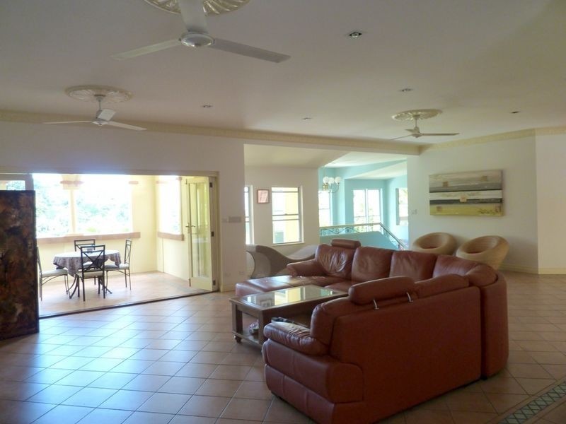 271 Toogood Road, Bayview Heights QLD 4868