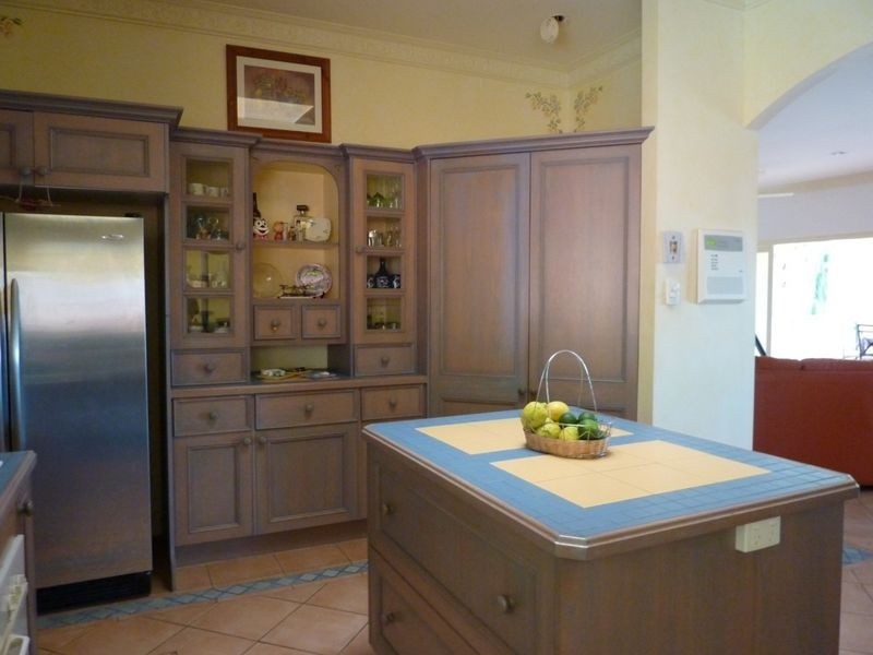 271 Toogood Road, Bayview Heights QLD 4868