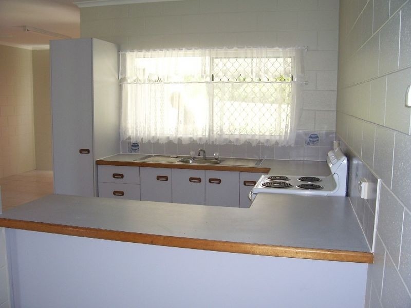7 Vigilant Close, Bentley Park QLD 4869