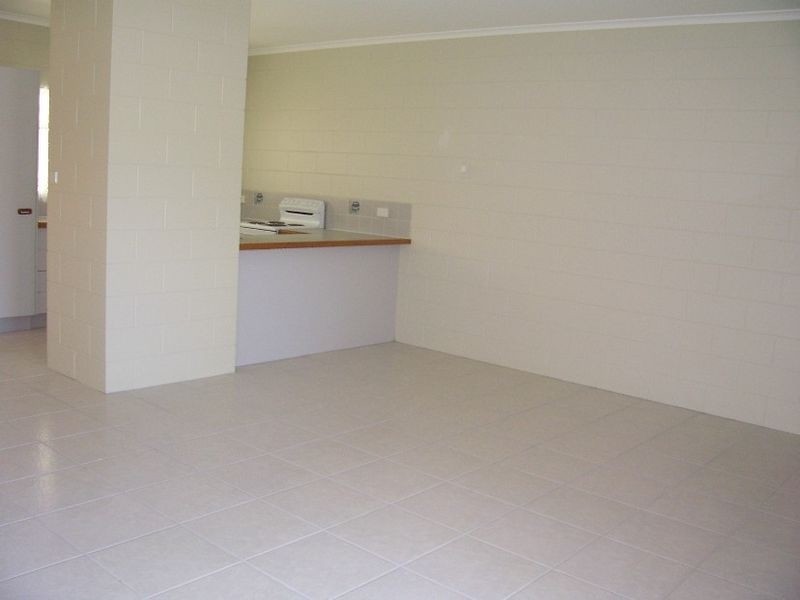 7 Vigilant Close, Bentley Park QLD 4869