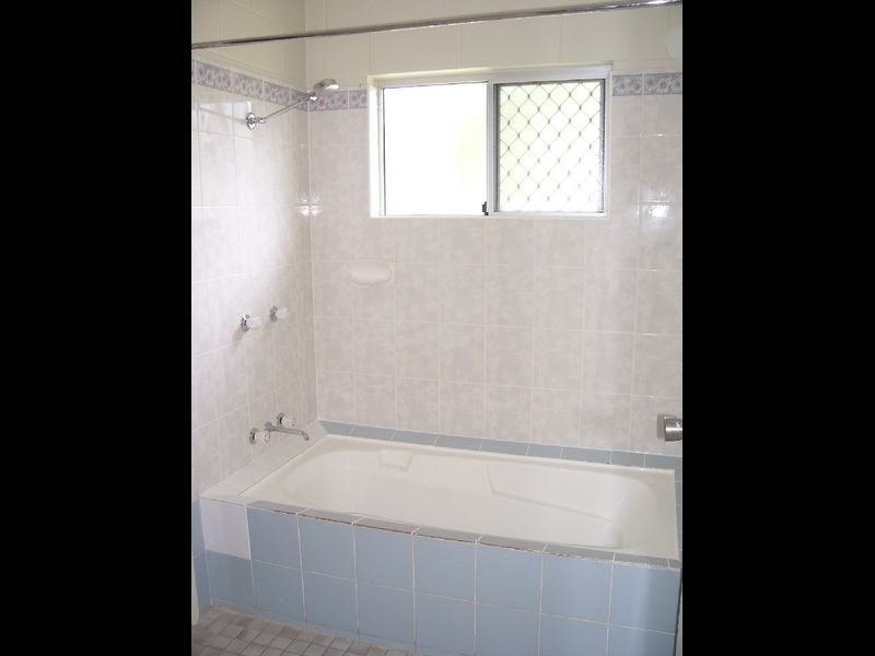 7 Vigilant Close, Bentley Park QLD 4869