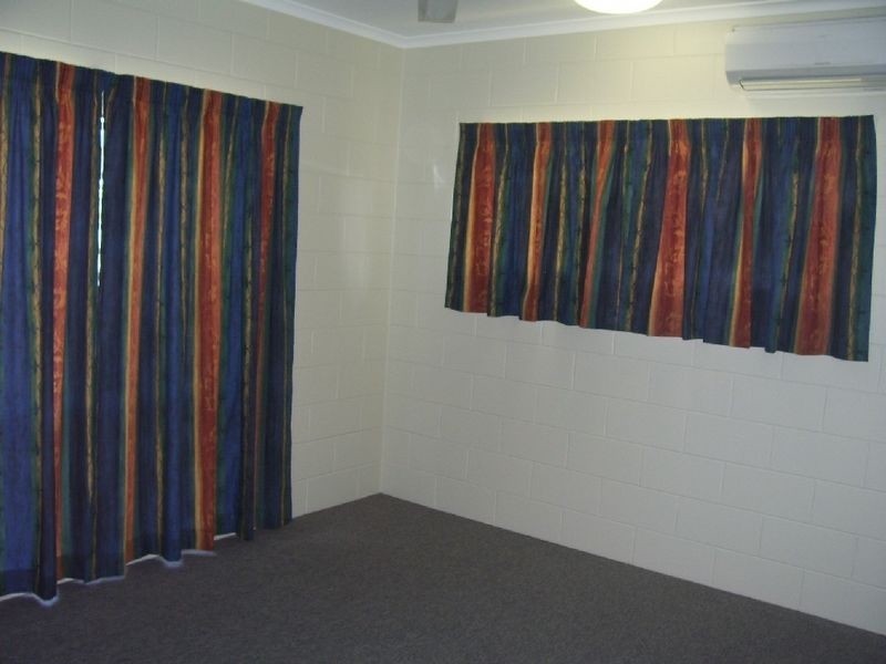 7 Vigilant Close, Bentley Park QLD 4869