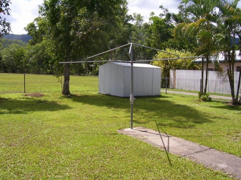 7 Vigilant Close, Bentley Park QLD 4869