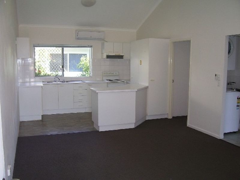 8/23 Balaclava Road, Earlville QLD 4870