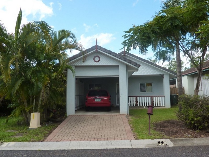 58 Silky Oak Court, Mooroobool QLD 4870