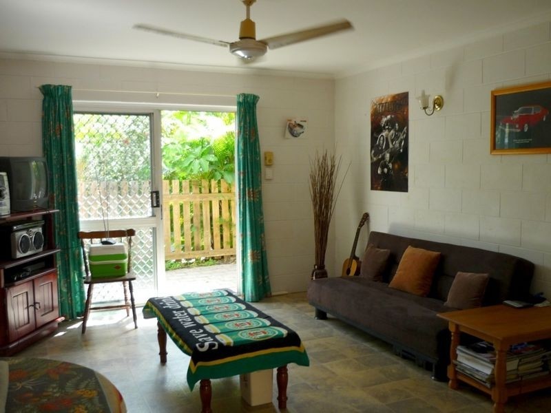 8/30 Girralong Street, Woree QLD 4868