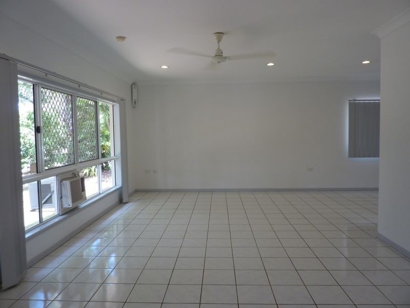 5 Templar Crescent, Bentley Park QLD 4869