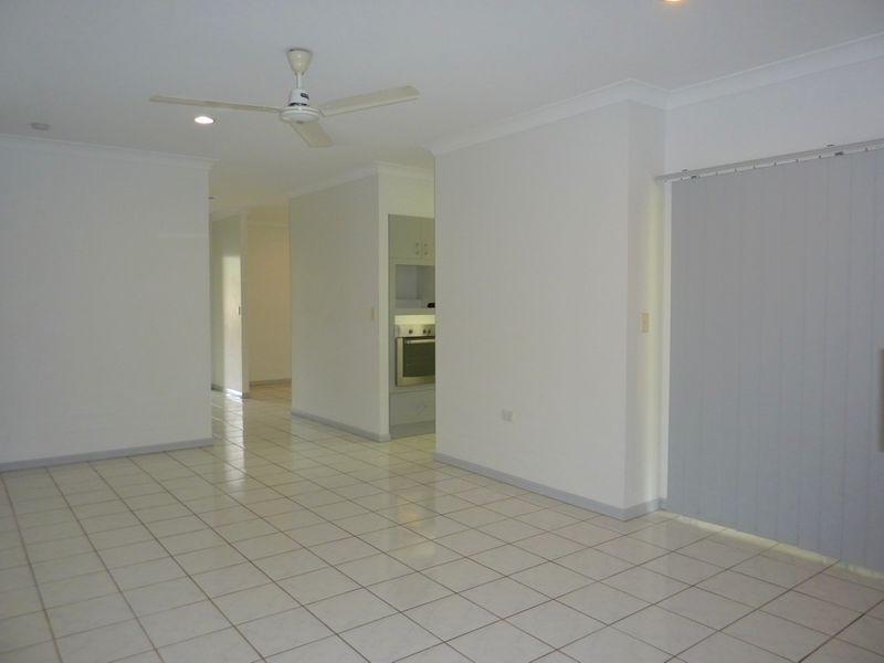 5 Templar Crescent, Bentley Park QLD 4869