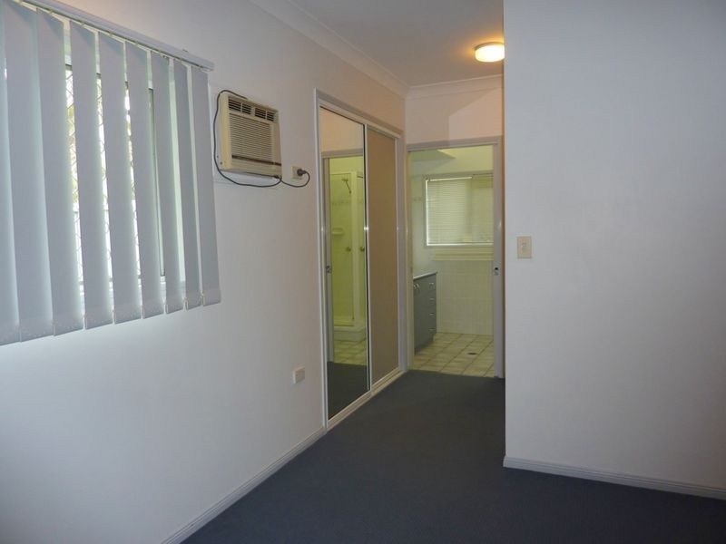 5 Templar Crescent, Bentley Park QLD 4869