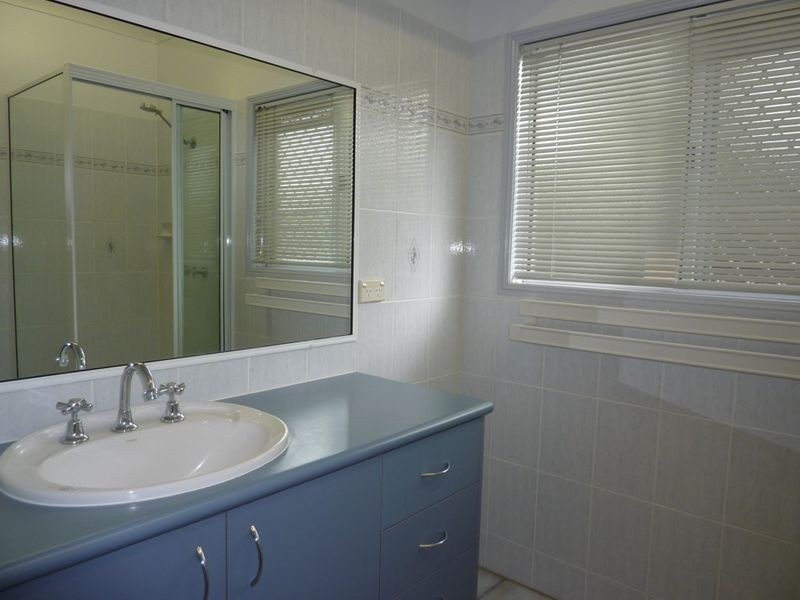 5 Templar Crescent, Bentley Park QLD 4869