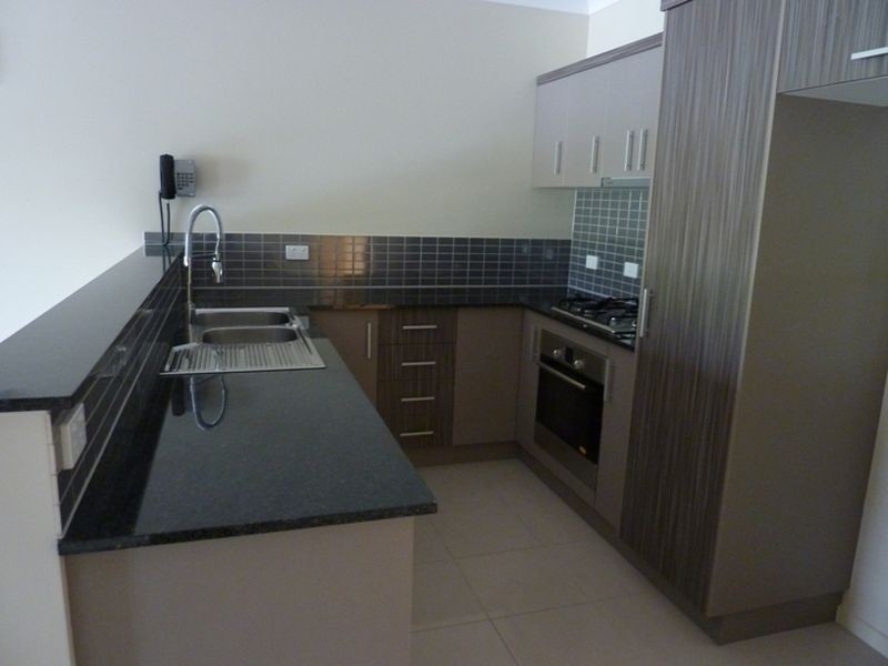 717/12 Gregory Street, Westcourt QLD 4870