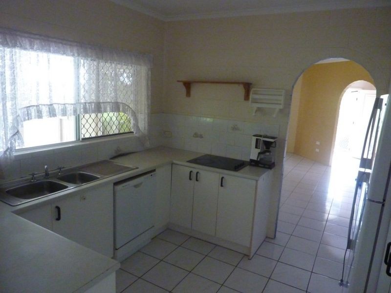 22 Royal Saxon Close, Mount Sheridan QLD 4868