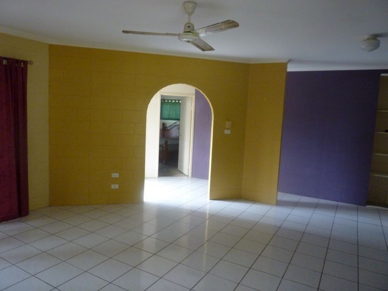 22 Royal Saxon Close, Mount Sheridan QLD 4868