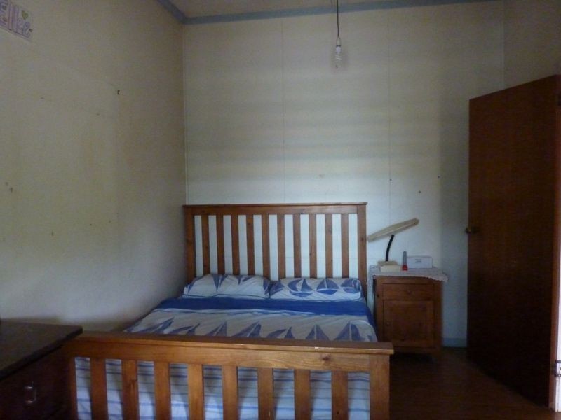 221 Lyons Street, Westcourt QLD 4870