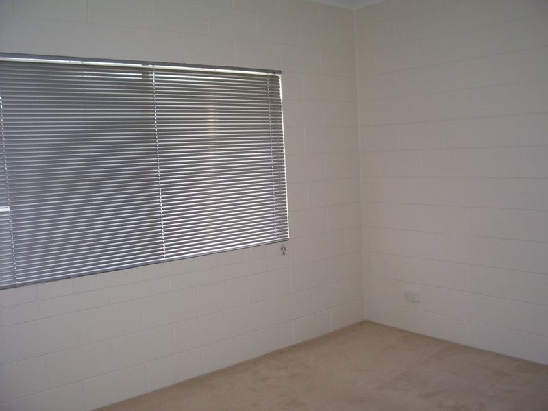 15/8 Rose Street, Westcourt QLD 4870