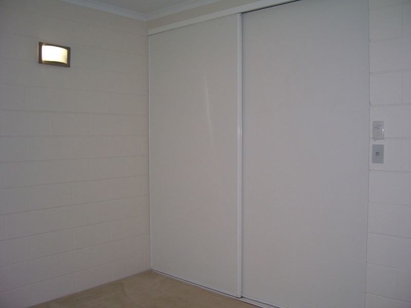 15/8 Rose Street, Westcourt QLD 4870