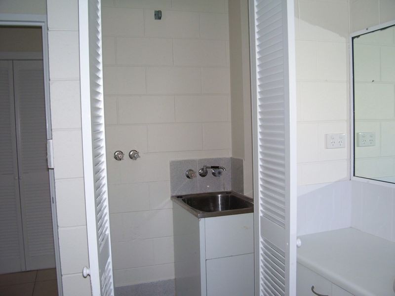 15/8 Rose Street, Westcourt QLD 4870