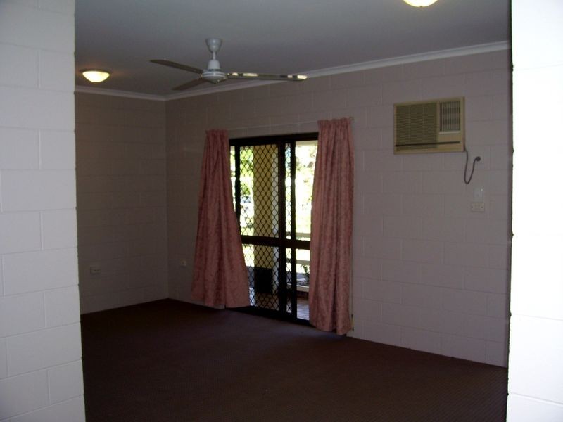 12 Beth Close, Woree QLD 4868