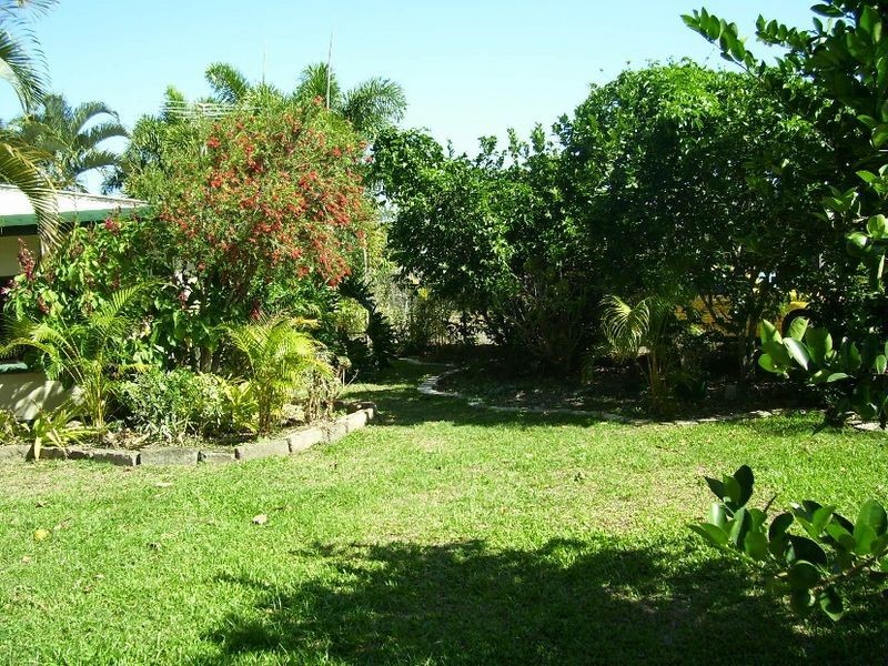 12 Beth Close, Woree QLD 4868