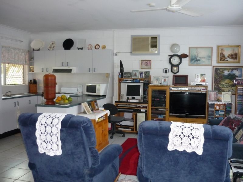 28 Resolution Drive, Bentley Park QLD 4869