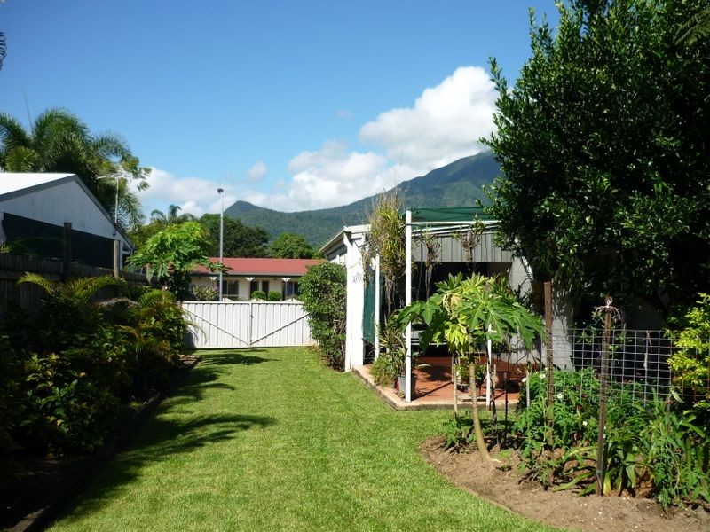 28 Resolution Drive, Bentley Park QLD 4869