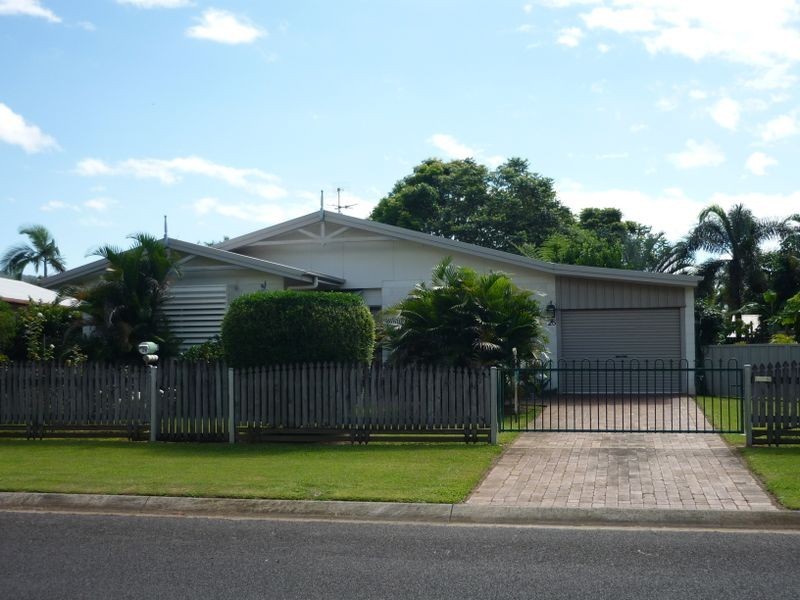 28 Resolution Drive, Bentley Park QLD 4869