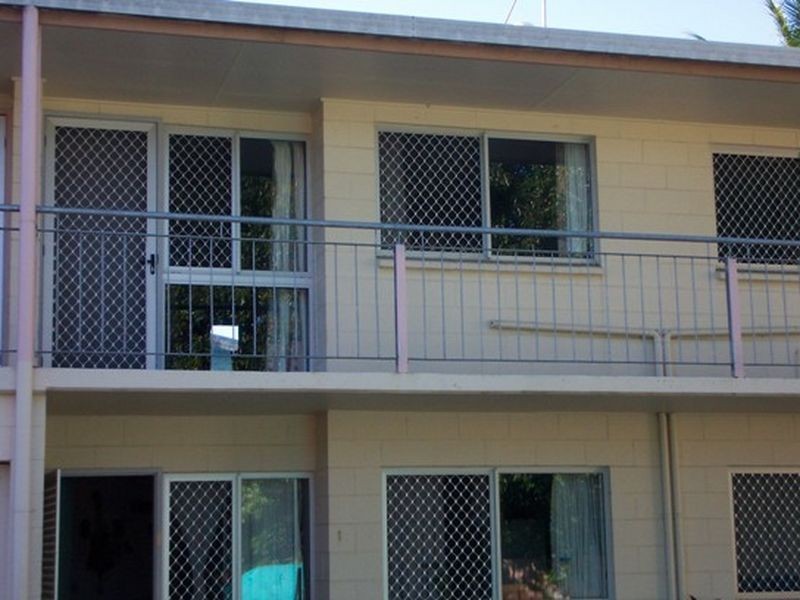5/239 Lyons Street, Westcourt QLD 4870