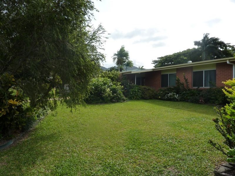 14 Woomera Street, Bayview Heights QLD 4868