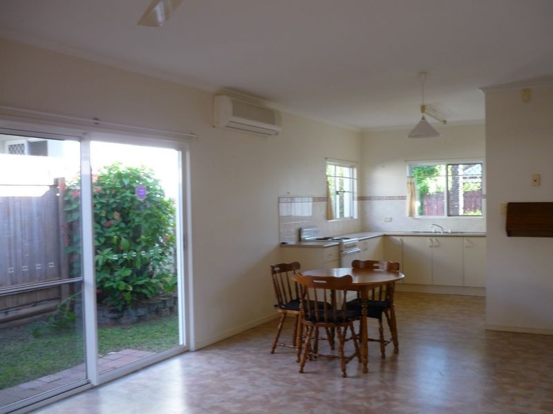 58 Silky Oak Court, Mooroobool QLD 4870