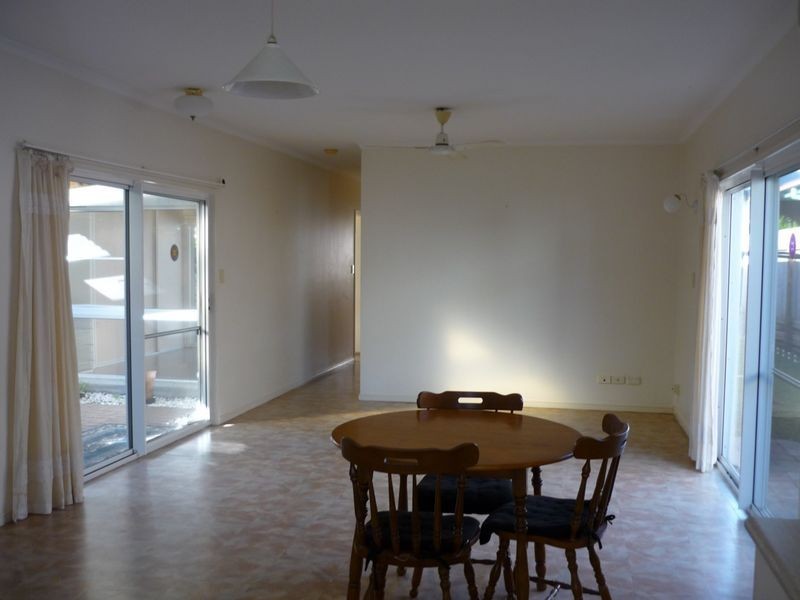 58 Silky Oak Court, Mooroobool QLD 4870