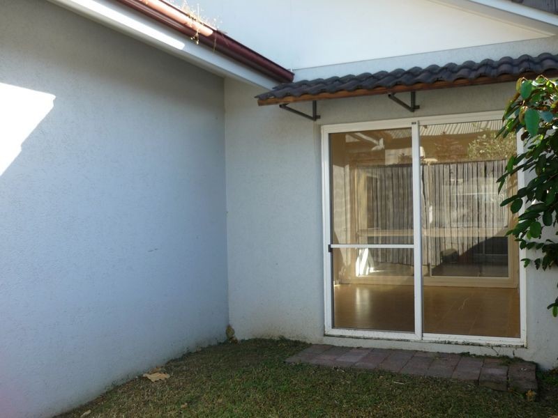 58 Silky Oak Court, Mooroobool QLD 4870