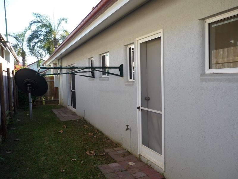 58 Silky Oak Court, Mooroobool QLD 4870