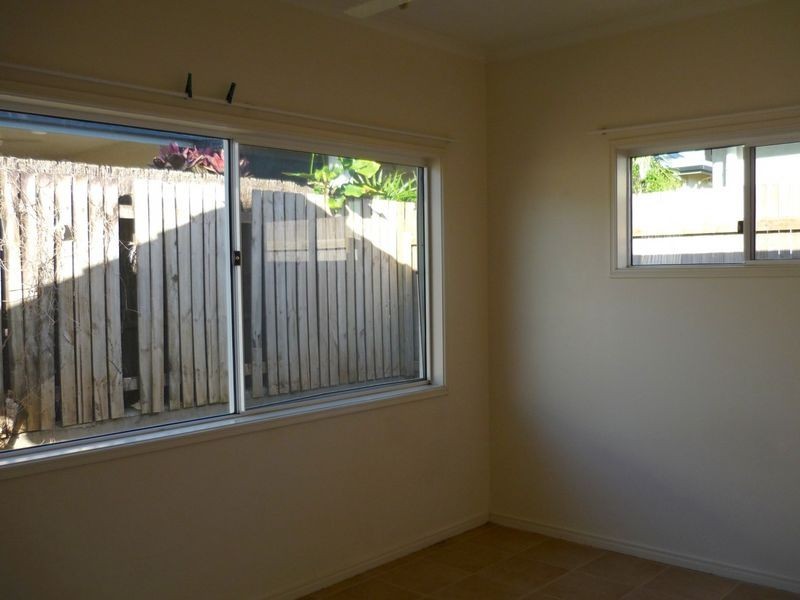 58 Silky Oak Court, Mooroobool QLD 4870