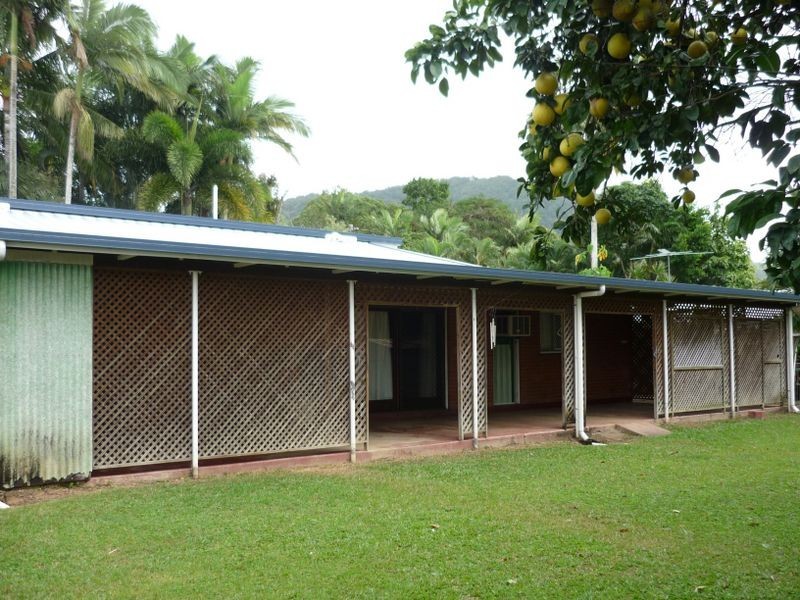 58 Downing Street, Earlville QLD 4870