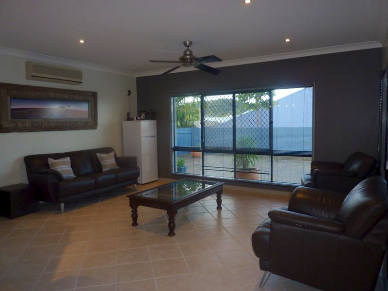 142 McFarlane Drive, Kanimbla QLD 4870