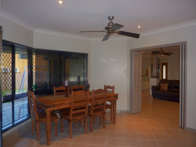 142 McFarlane Drive, Kanimbla QLD 4870