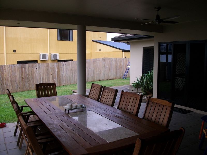 142 McFarlane Drive, Kanimbla QLD 4870