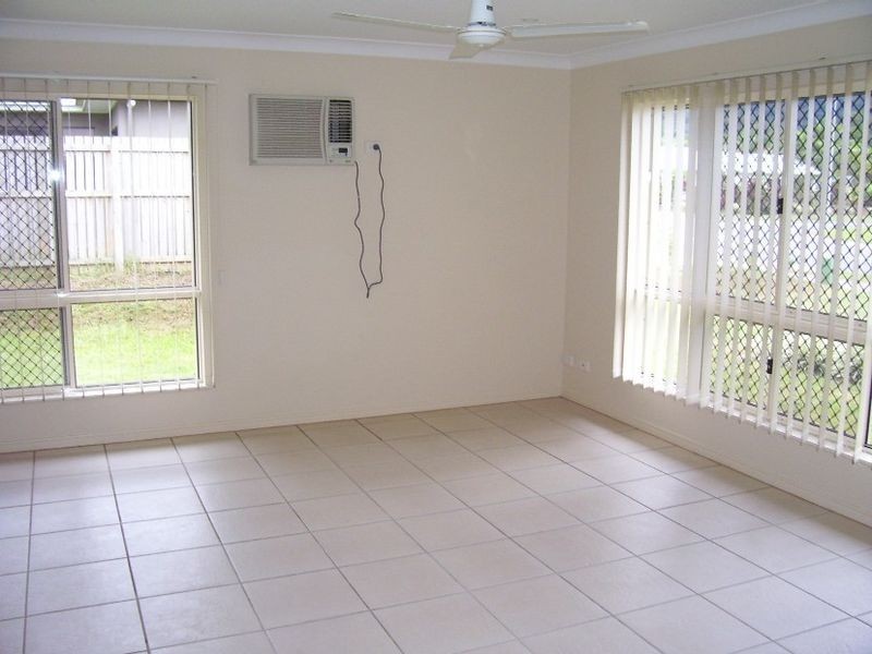 174 Timberlea Drive, Bentley Park QLD 4869