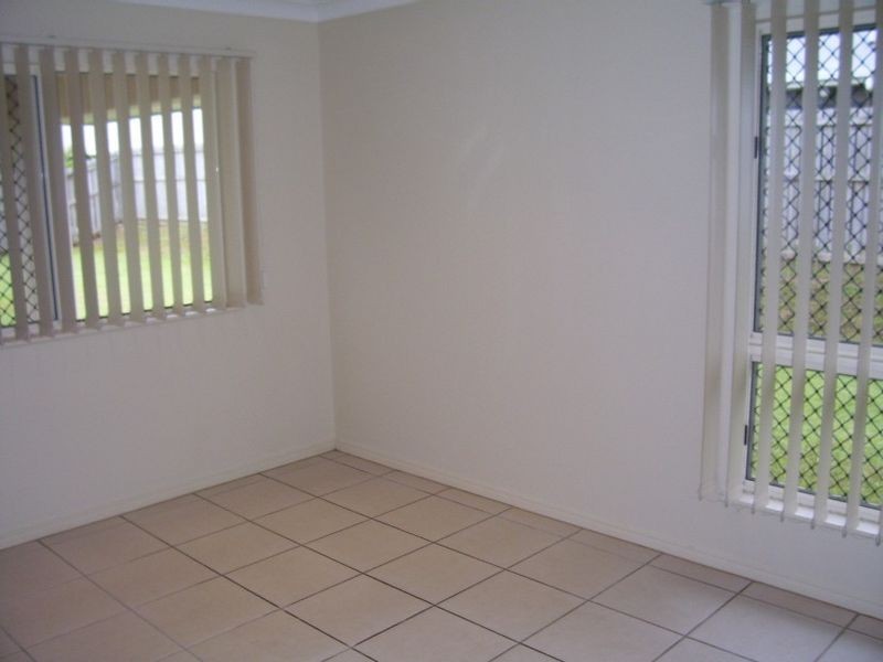 174 Timberlea Drive, Bentley Park QLD 4869