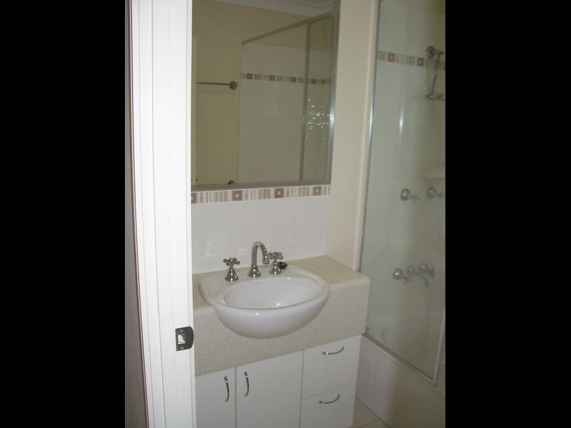 174 Timberlea Drive, Bentley Park QLD 4869