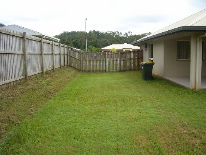 174 Timberlea Drive, Bentley Park QLD 4869