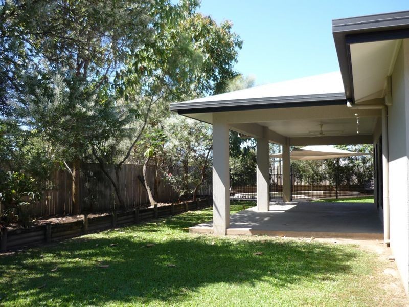22 Pollock Close, Bentley Park QLD 4869