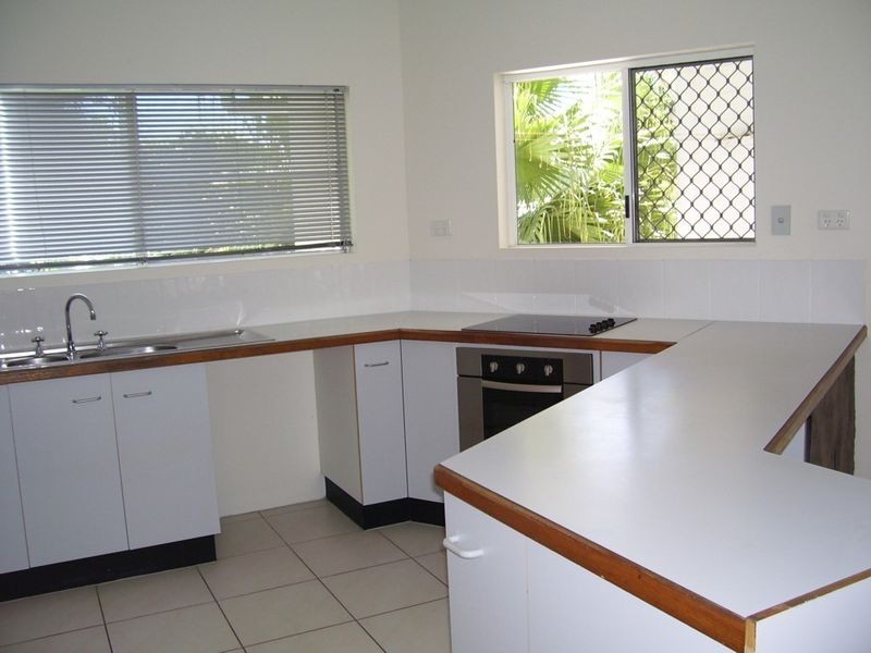 15/8 Rose Street, Westcourt QLD 4870