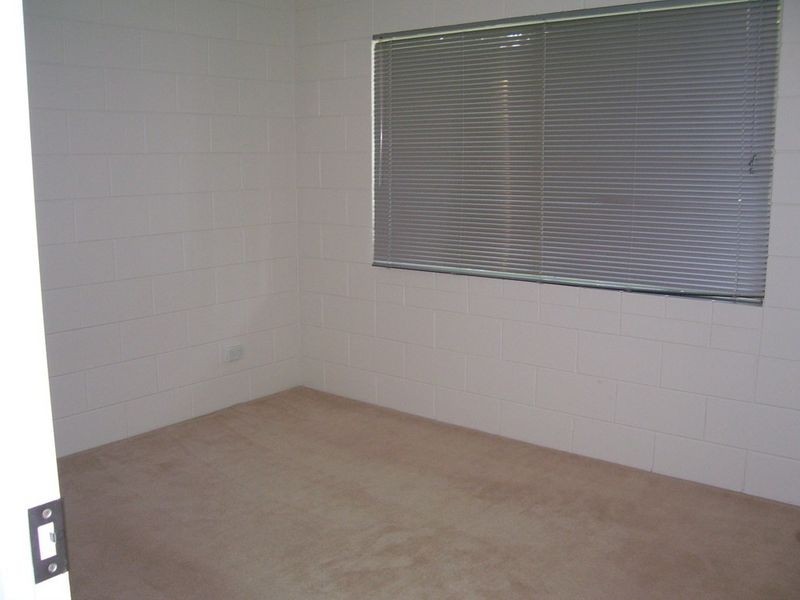 15/8 Rose Street, Westcourt QLD 4870