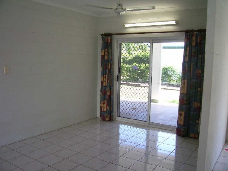 100 Barnard Drive, Mount Sheridan QLD 4868