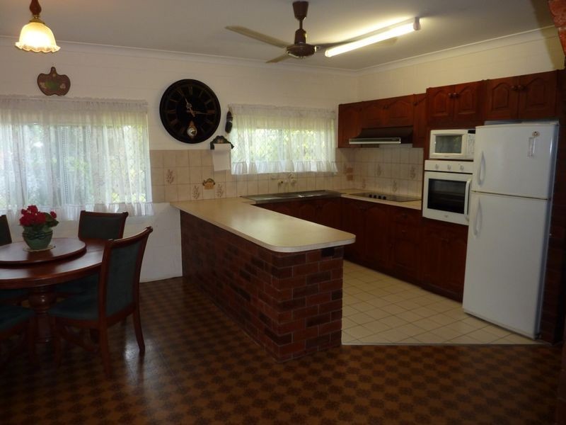78 Hollywood Boulevard, White Rock QLD 4868