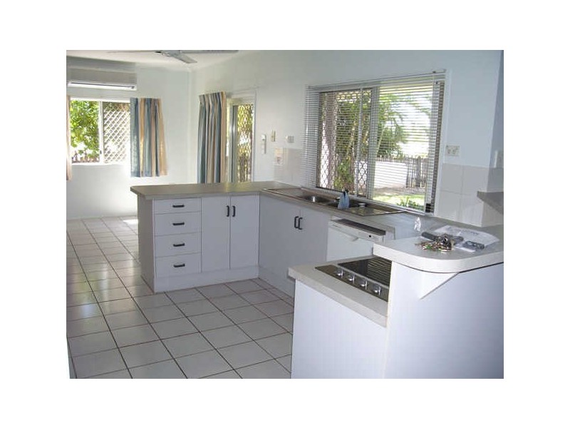 5 Whyandra Close, Mount Sheridan QLD 4868